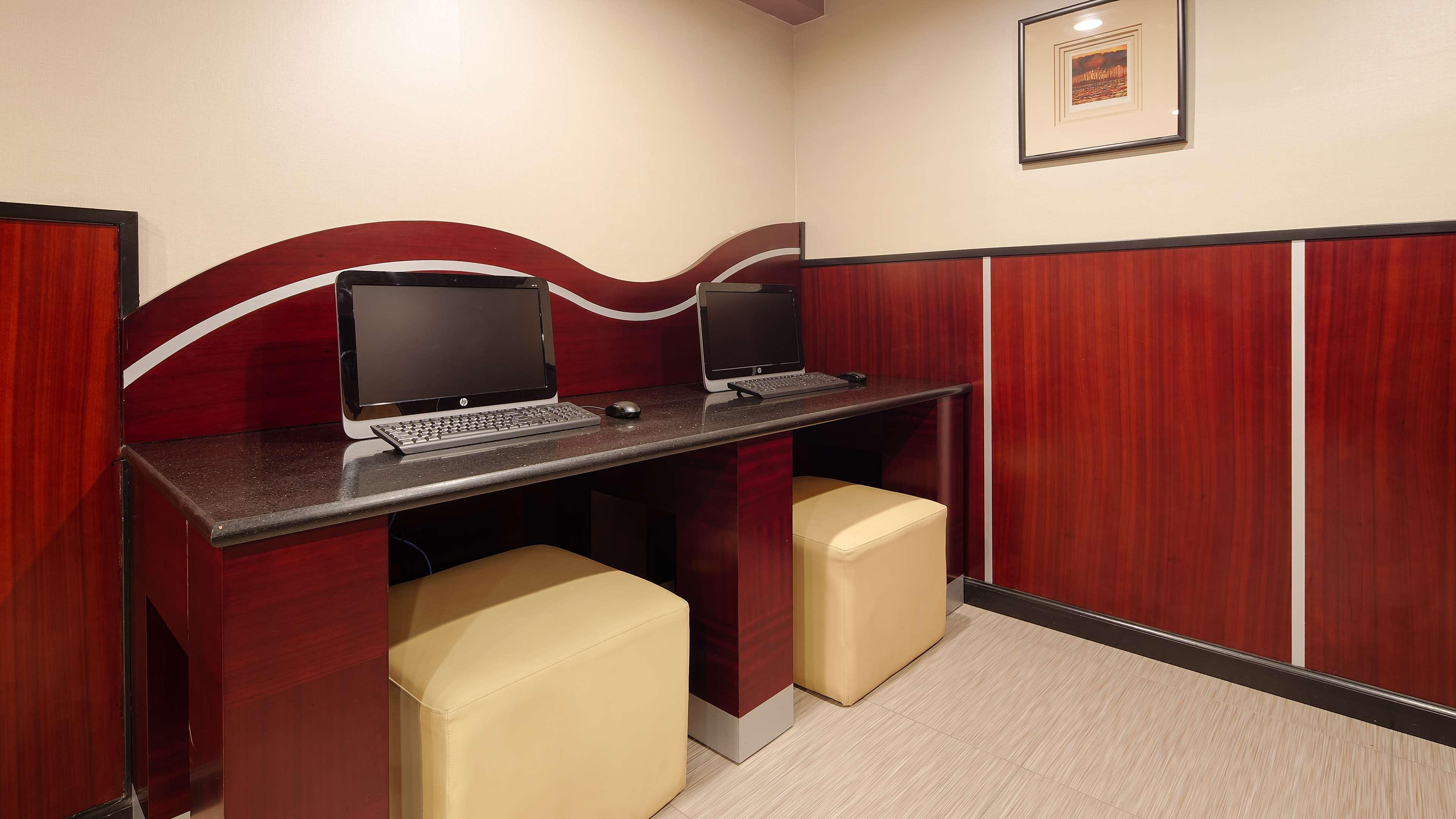 Best Western Plus Poconos Tannersville Exteriör bild